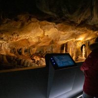Réplica de la cueva de La Garma