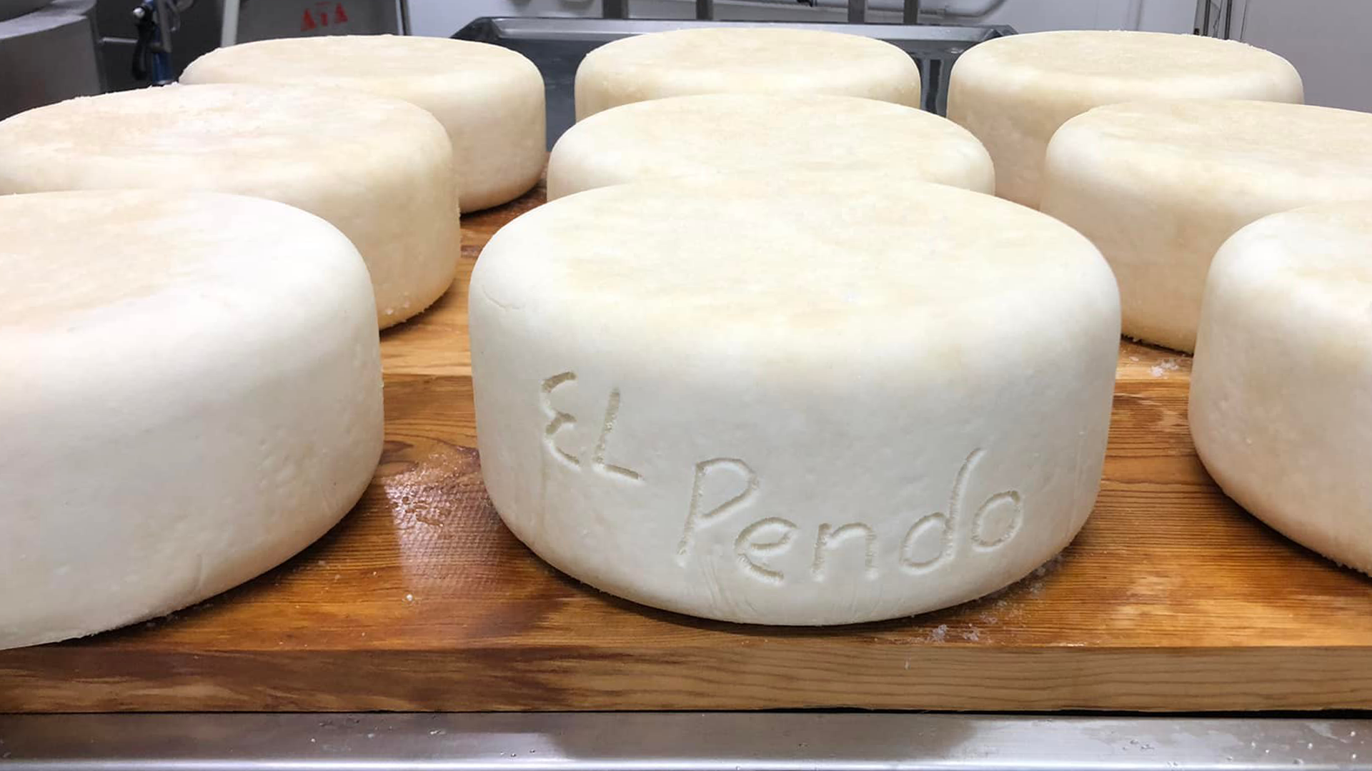 PORTADA QUESOS EL PENDO PORTADA QUESOS EL PENDO
